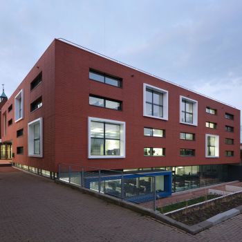 Aan-/verbouw Gemeentehuis Maasgouw